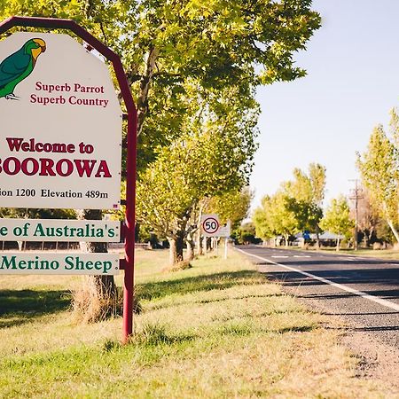 Boorowa Hotel Buitenkant foto